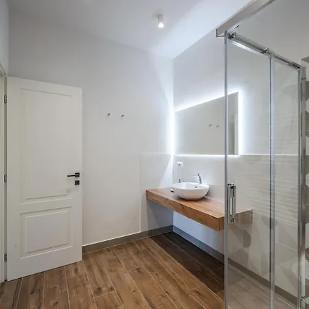 Close To The Sea - Design With Ac In Center Rapallo