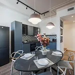 Close To The Sea - Design With Ac In Center Apartment *