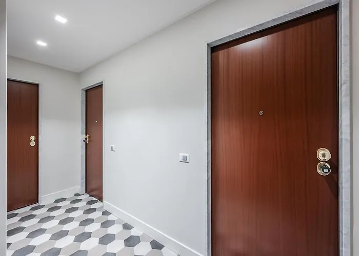 Lejlighed Close To The Sea - Design With Ac In Center